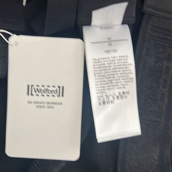 NWT Wolford Hanna Sports Bra M Black - Picture 11 of 13